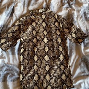 Snake skin top